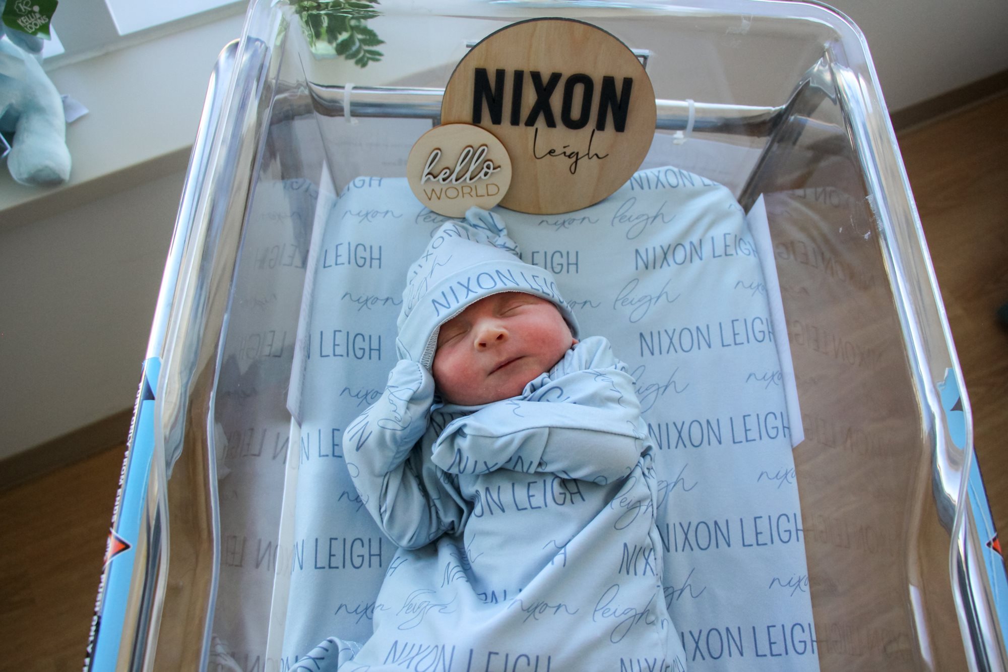 Nixon Leigh photo